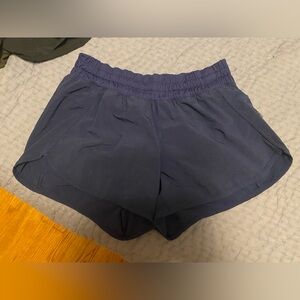 Lululemon tracker shorts